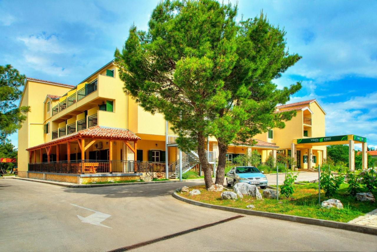 Hotel Vrata Krke Lozovac Esterno foto