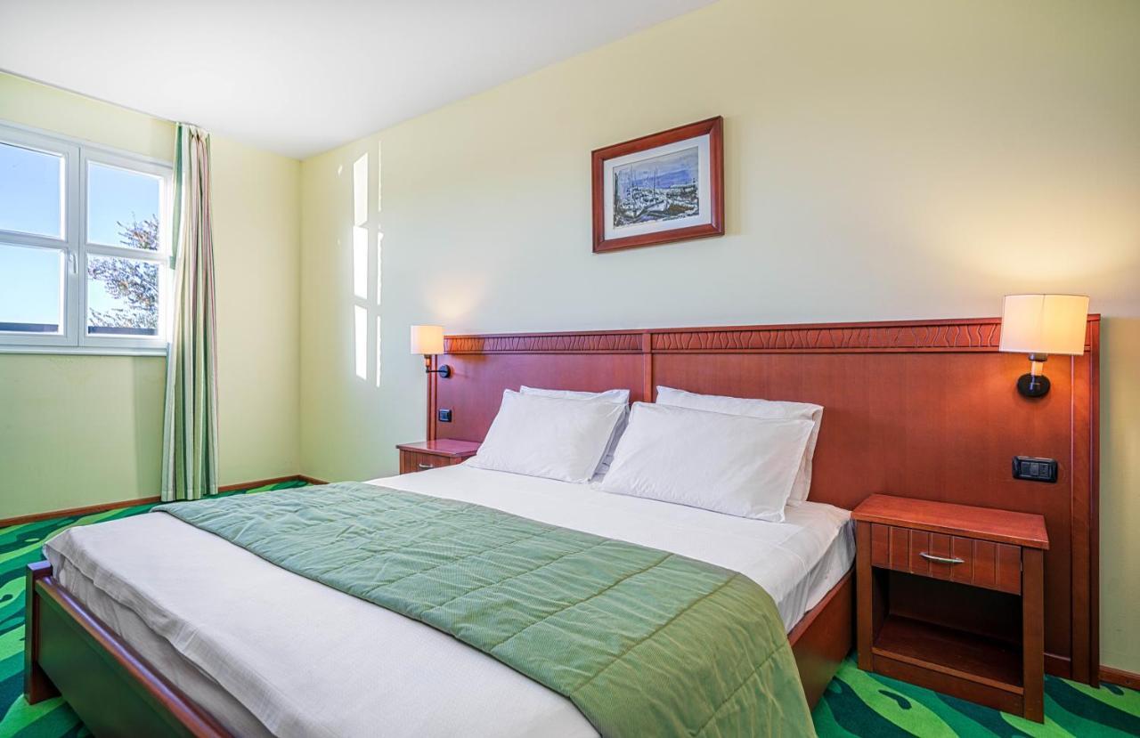 Hotel Vrata Krke Lozovac Esterno foto