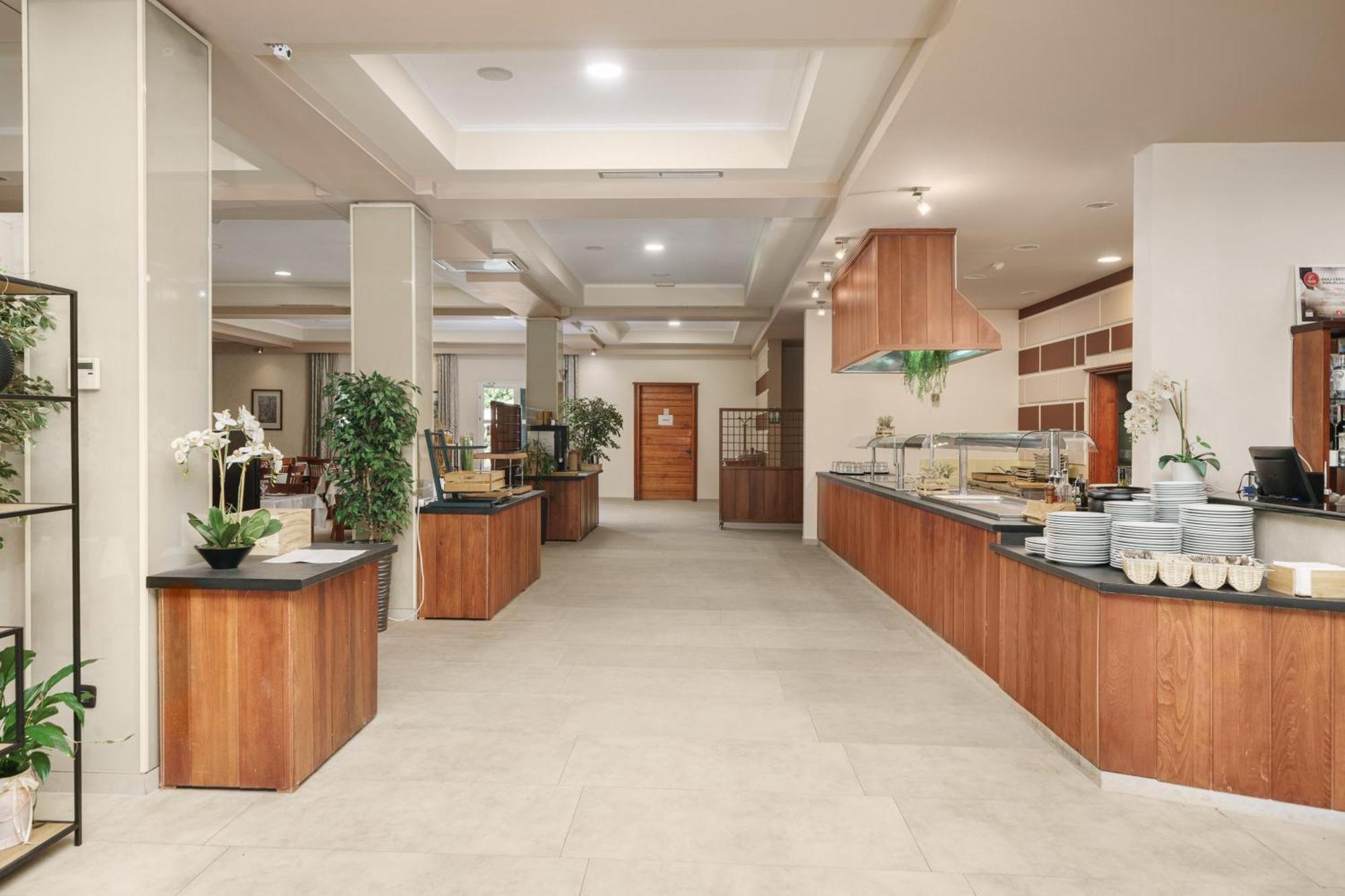 Hotel Vrata Krke Lozovac Esterno foto